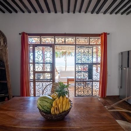 Beachfront Villa Hideaway Zanzibarhouses Kiwengwa  Eksteriør bilde