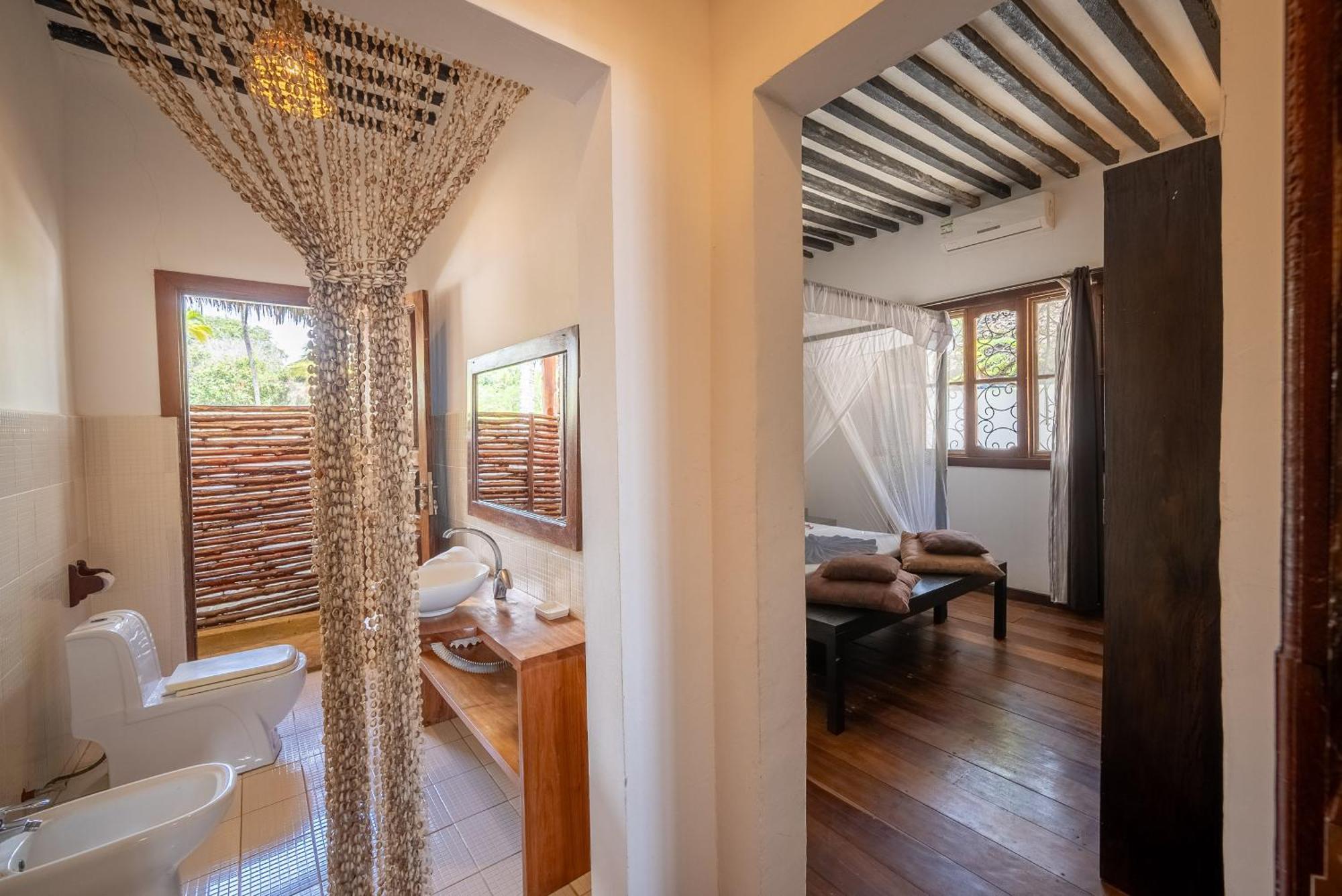 Beachfront Villa Hideaway Zanzibarhouses Kiwengwa  Eksteriør bilde